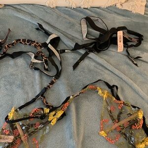 NWT Victoria Secret garter belt set of 3